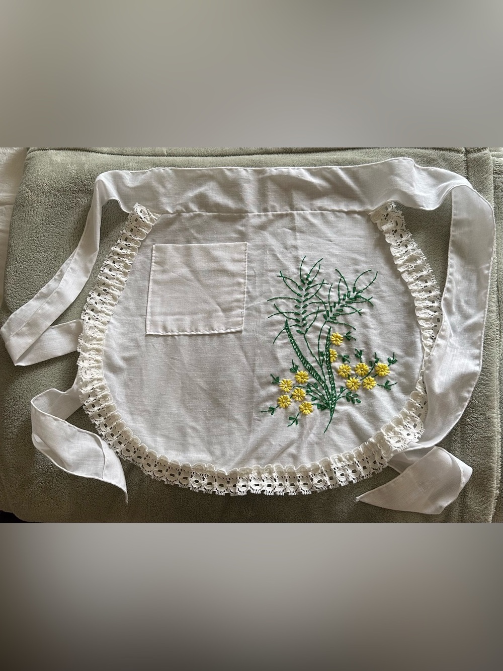 Hand-Embroidered White Cotton Apron with Yellow Floral and Lace Accents